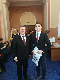 Награждение одаренных спортсменов в мэрии Награждение одаренных спортсменов в мэрии