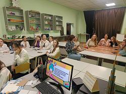  ВОТ И СТАЛИ МЫ НА ГОД ВЗРОСЛЕЙ 